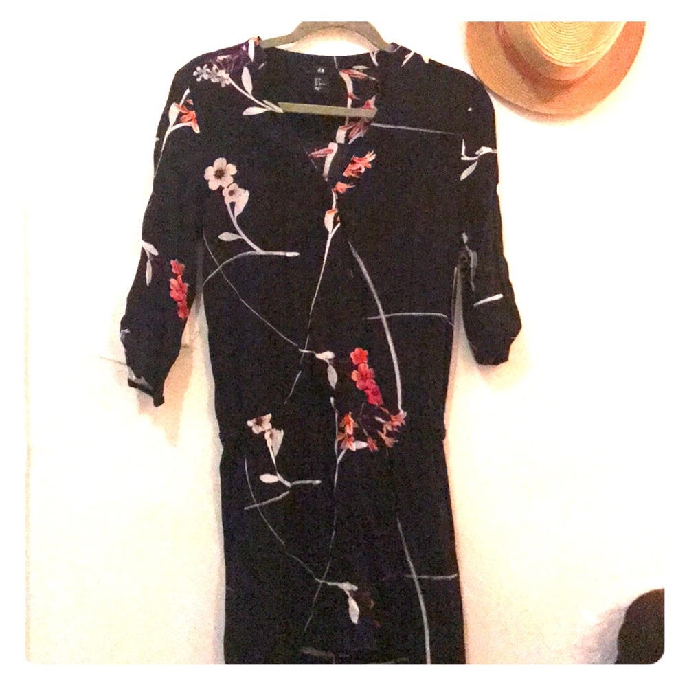 Black pattern H&M shift dress